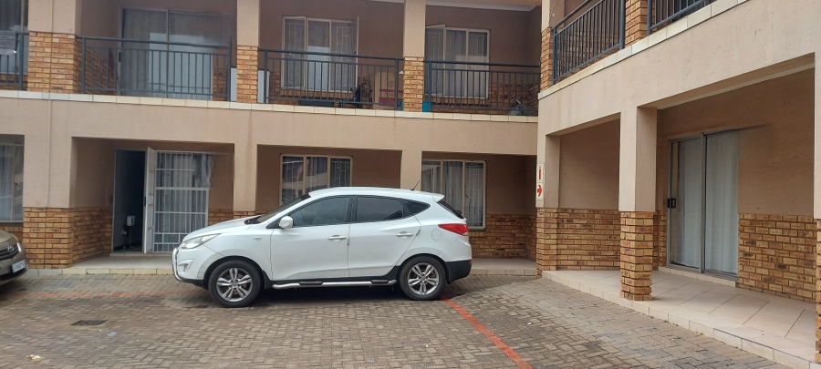 2 Bedroom Property for Sale in Oos Einde North West